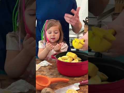 How To Make APPLESAUCE #shorts